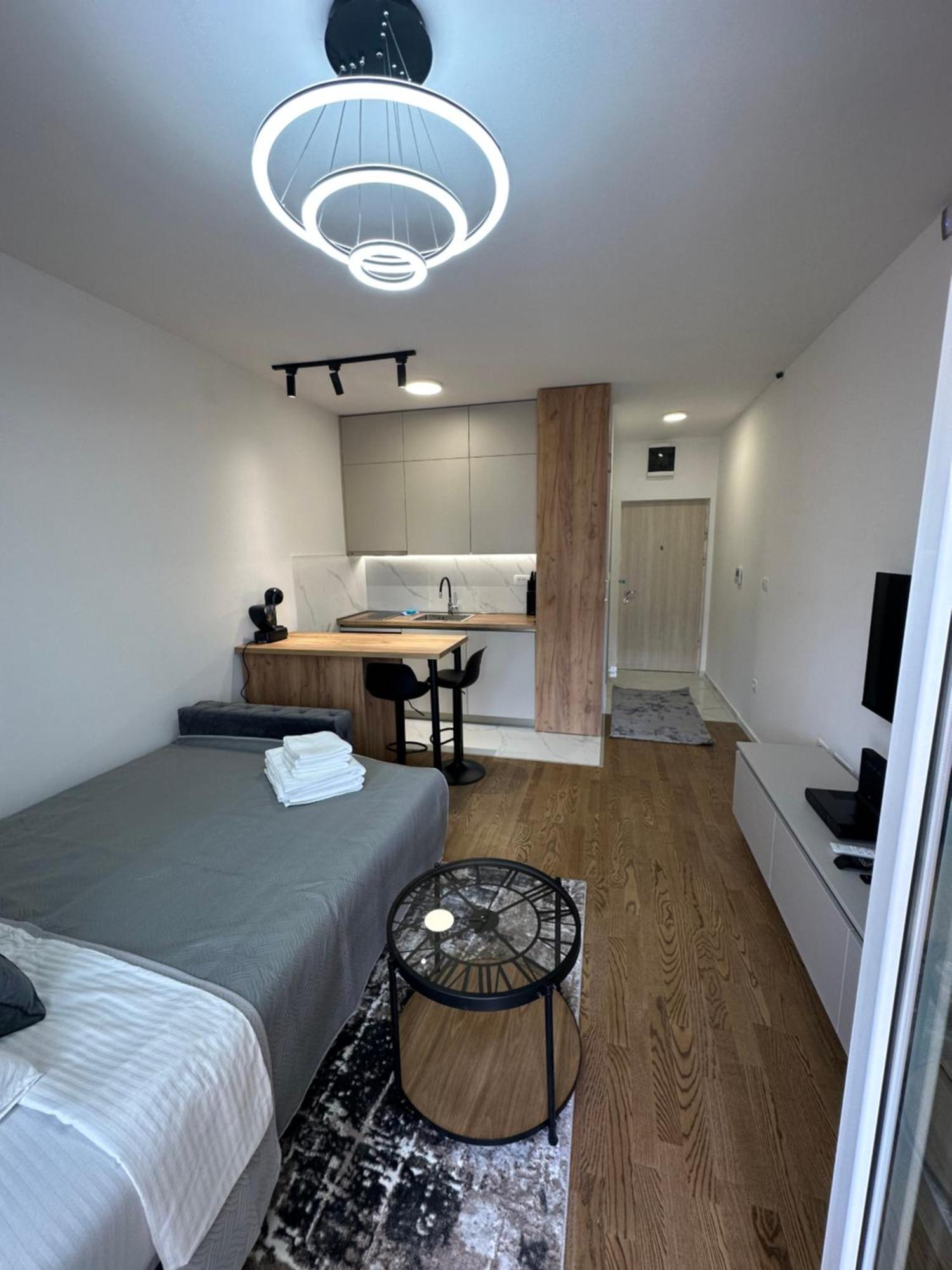 Luxury Apartments D&B Подгорица Экстерьер фото