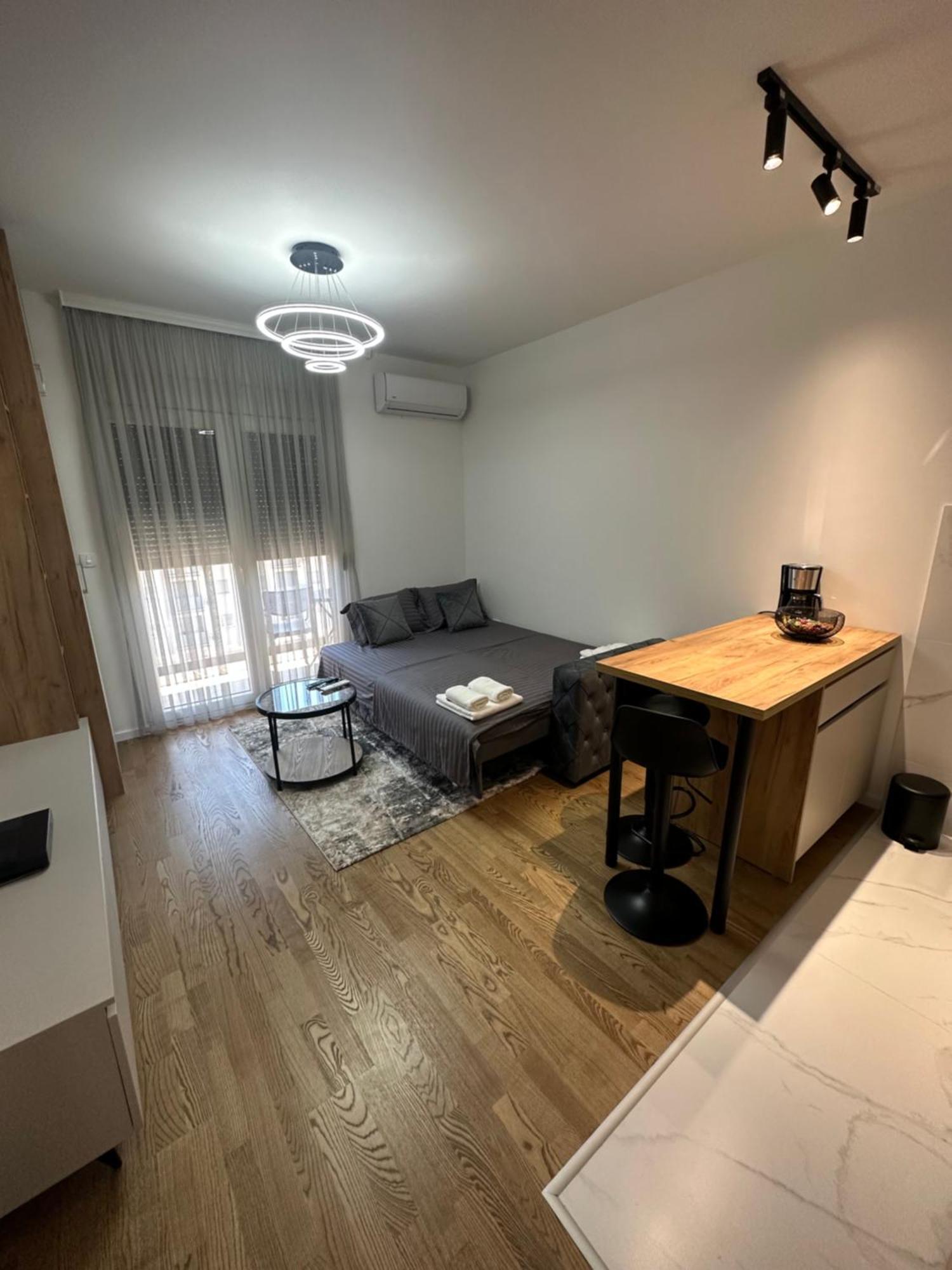 Luxury Apartments D&B Подгорица Экстерьер фото